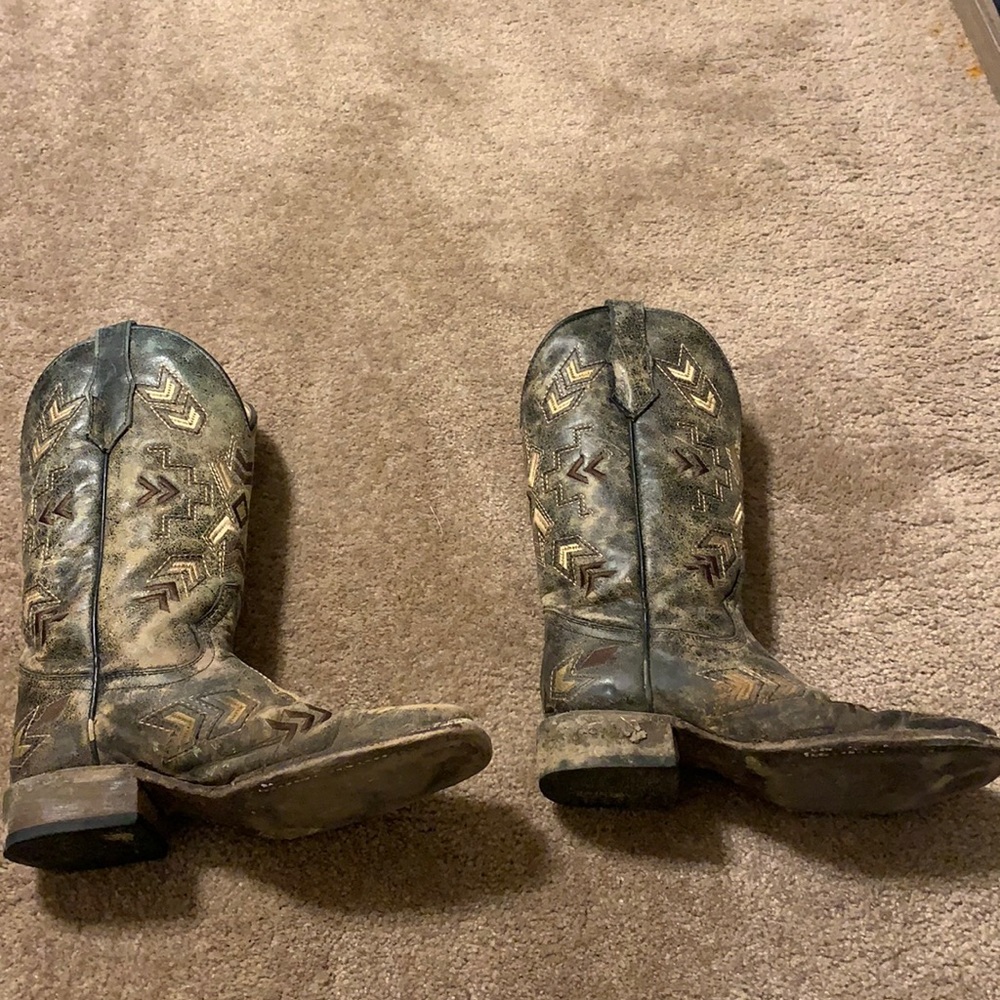 Womens Circle G boots